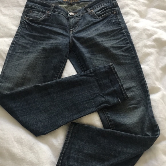 Kut from the Kloth jeans. Size 2, great condition. Fit like a 4-6 vanity sized. - Picture 3 of 12